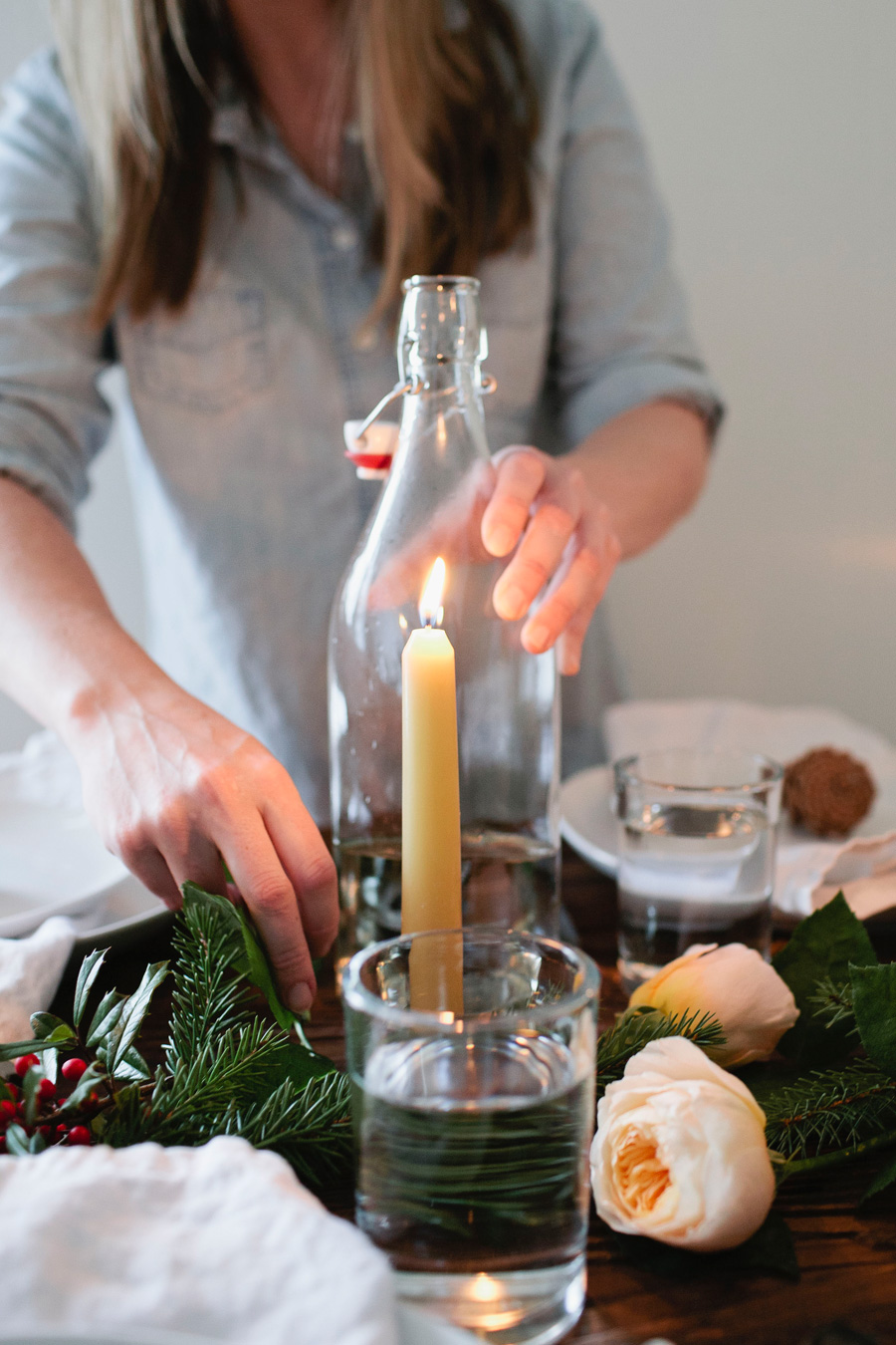 a simple holiday table // a thousand threads